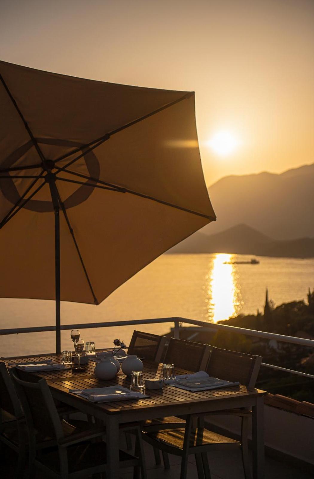 Kale Suites, Heated Pool In Winter, Adults Only Kaş Zewnętrze zdjęcie